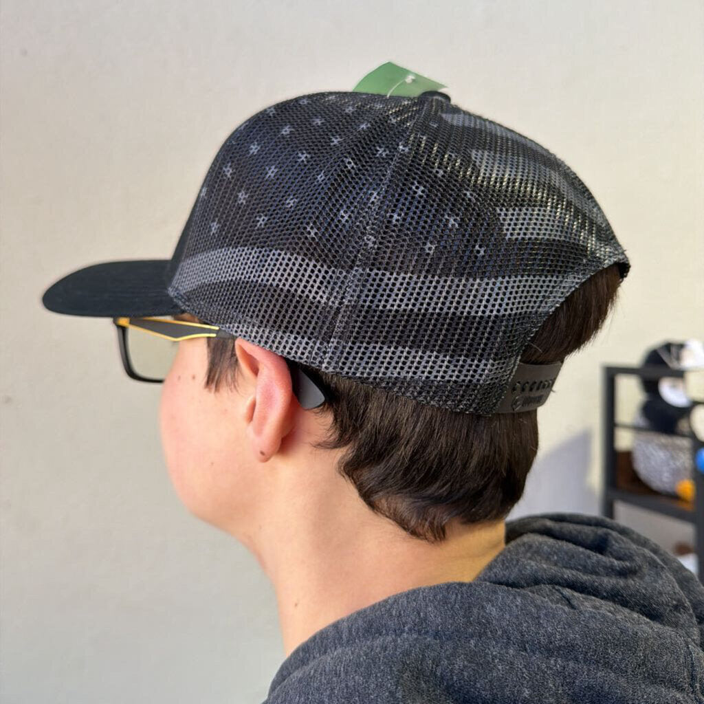 Bluestem Hunting Lodge Cap - Black "B" Vented