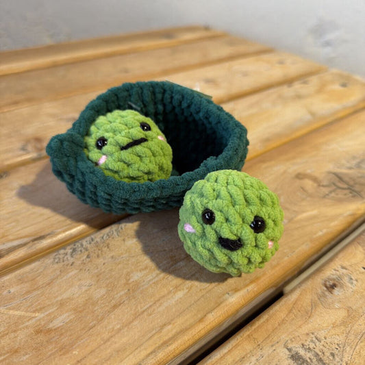 Crocheted Peas in a Pod